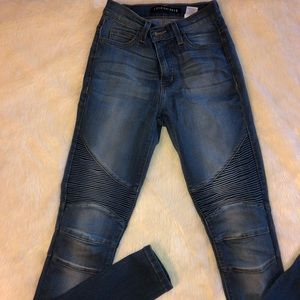 Fashionnova Dark jeans